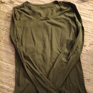 women longsleeve shirts & sweaters